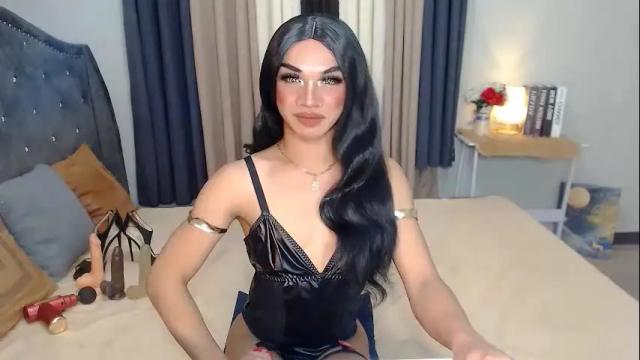 Image 10 of alexandra_bigcock Stream on Chaturbate on 3 months ago