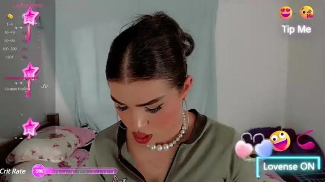 Image 4 of alexandra_evanz Stream on Chaturbate on 13 months ago