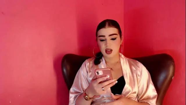 Image 2 of alexandra_evanz Stream on Chaturbate on 2 days ago