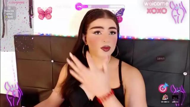 Image 10 of alexandra_evanz Stream on Chaturbate on 1 day ago