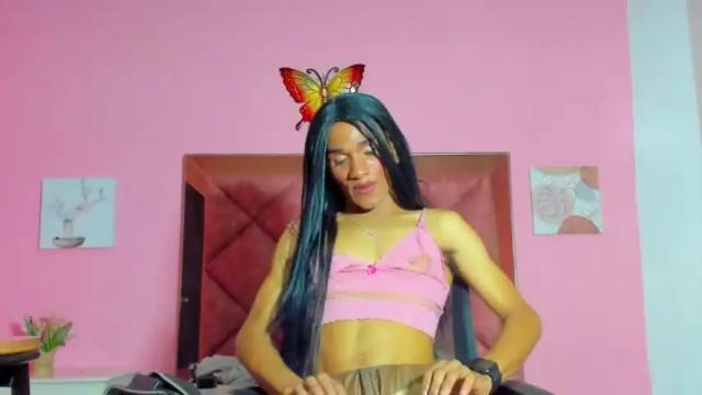 Image 10 of alexandra_leunnam Stream on Chaturbate on 16 months ago