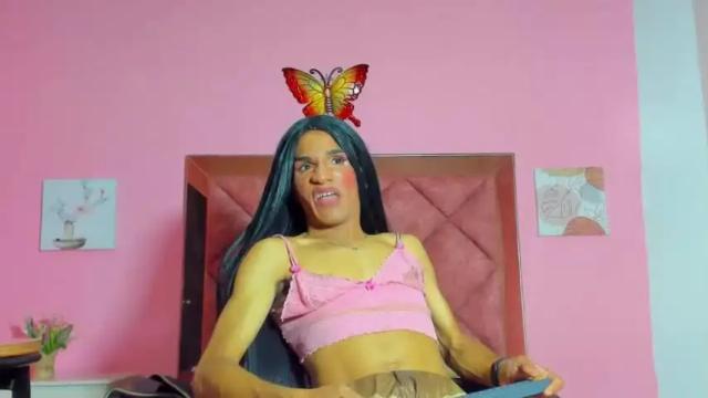 Image 12 of alexandra_leunnam Stream on Chaturbate on 16 months ago
