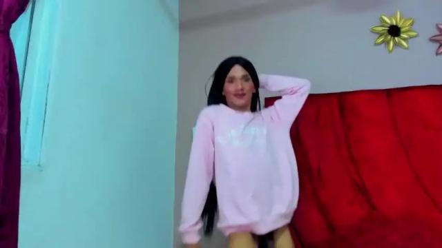 Image 4 of alexandra_leunnam Stream on Chaturbate on 15 months ago