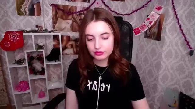 Image 4 of alexandra_wiwa Stream on Chaturbate on 18 months ago