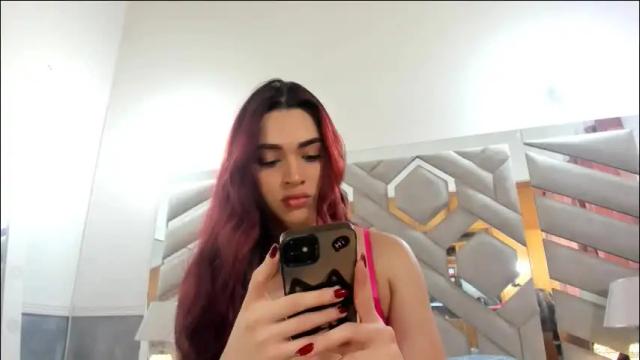 Image 3 of alexandra_wonder69x Stream on Chaturbate on 19 days ago