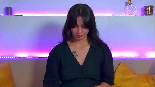 Image 12 of alexandrabloom Stream on Chaturbate on 9 days ago