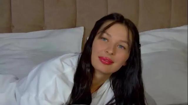 Image 8 of alexandrabloom Stream on Chaturbate on 1 month ago