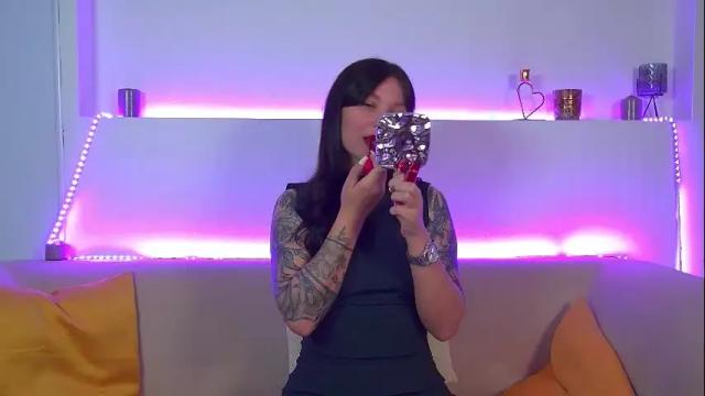 Image 6 of alexandrabloom Stream on Chaturbate on 1 month ago