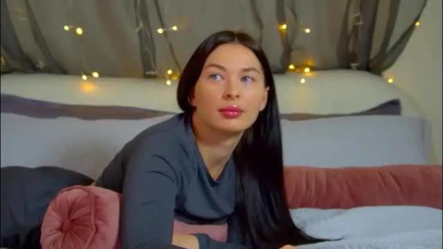 Image 7 of alexandrabloom Stream on Chaturbate on 1 month ago