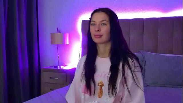 Image 11 of alexandrabloom Stream on Chaturbate on 1 month ago