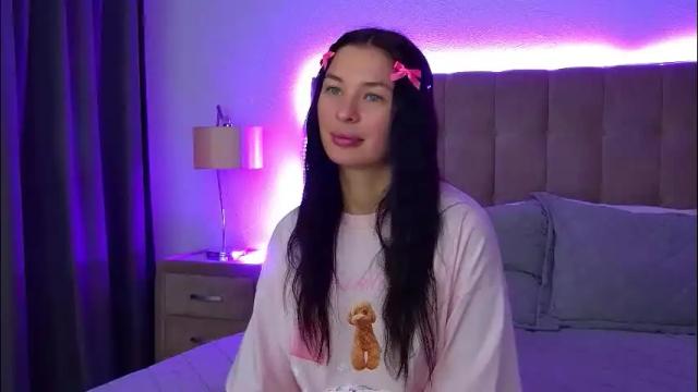 Image 6 of alexandrabloom Stream on Chaturbate on 1 month ago