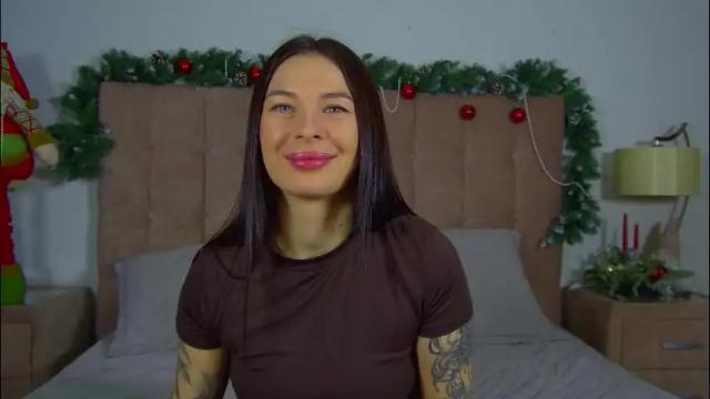 Image 4 of alexandrabloom Stream on Chaturbate on 12 days ago