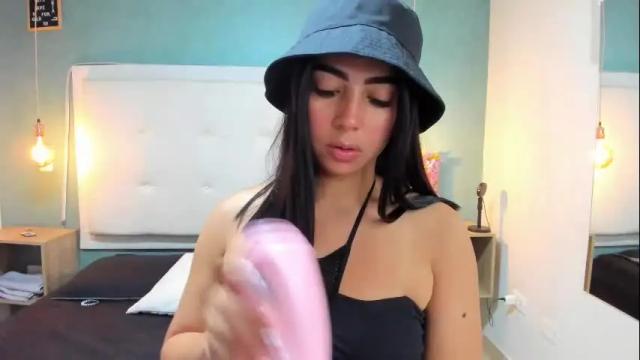 Image 6 of alexandramillerr Stream on Chaturbate on 13 days ago