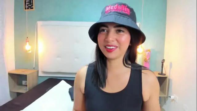 Image 11 of alexandramillerr Stream on Chaturbate on 11 days ago