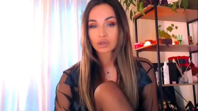 Image 7 of alexandrawooow Stream on Chaturbate on 25 days ago