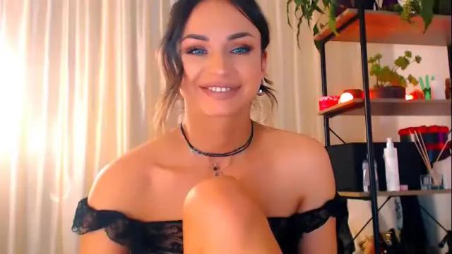 Image 12 of alexandrawooow Stream on Chaturbate on 11 days ago