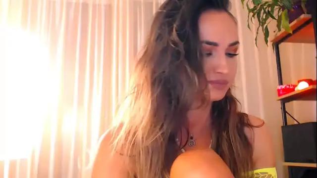 Image 2 of alexandrawooow Stream on Chaturbate on 1 month ago