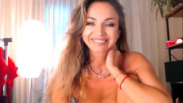 Image 4 of alexandrawooow Stream on Chaturbate on 19 days ago