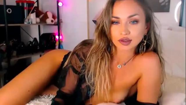 Image 11 of alexandrawooow Stream on Chaturbate on 13 days ago