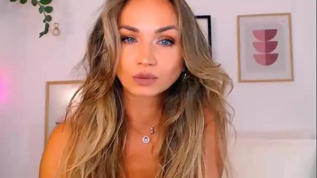 Image 12 of alexandrawooow Stream on Chaturbate on 9 days ago