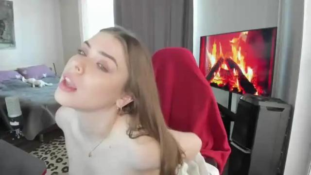 Image 4 of alexandria_new Stream on Chaturbate on 16 months ago