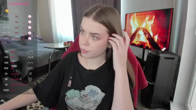 Image 10 of alexandria_new Stream on Chaturbate on 16 months ago