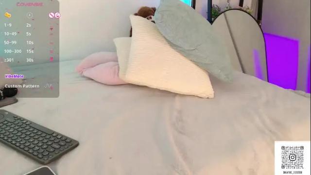 Image 12 of alexaporter Stream on Chaturbate on 12 days ago