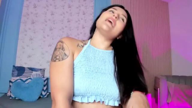 Image 4 of alexariot1 Stream on Chaturbate on 13 months ago