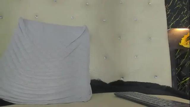 Image 2 of alexasmith__23 Stream on Chaturbate on 1 month ago