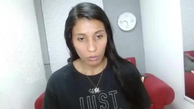 Image 8 of alexasuckbooty Stream on Chaturbate on 19 months ago
