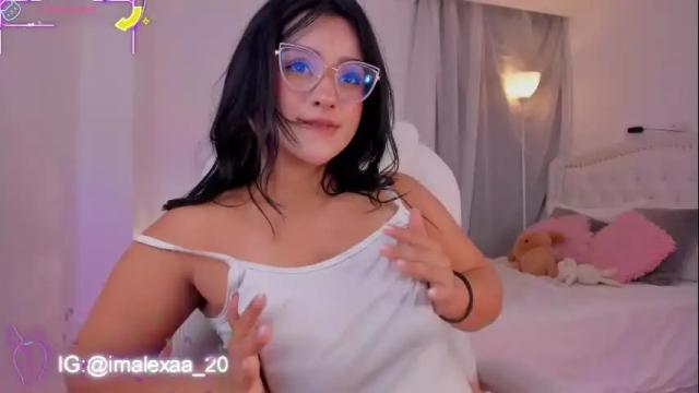 Image 4 of alexaworld Stream on Chaturbate on 20 days ago