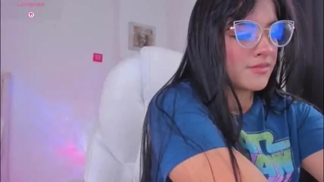 Image 12 of alexaworld Stream on Chaturbate on 18 days ago