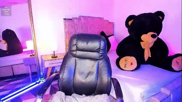 Image 8 of alexia_mattel Stream on Chaturbate on 1 month ago