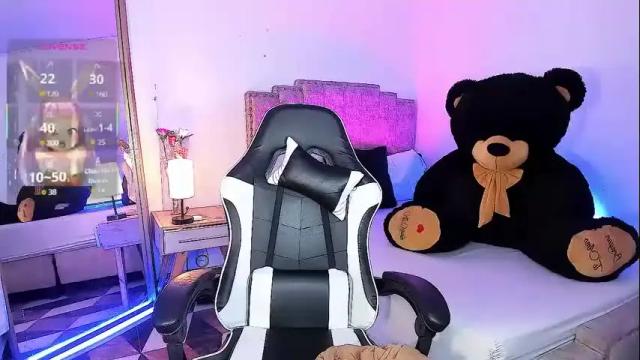Image 8 of alexia_mattel Stream on Chaturbate on 1 month ago