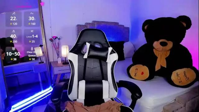 Image 3 of alexia_mattel Stream on Chaturbate on 13 days ago