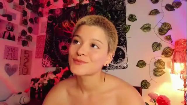 Image 7 of alexiafisher_ Stream on Chaturbate on 1 month ago