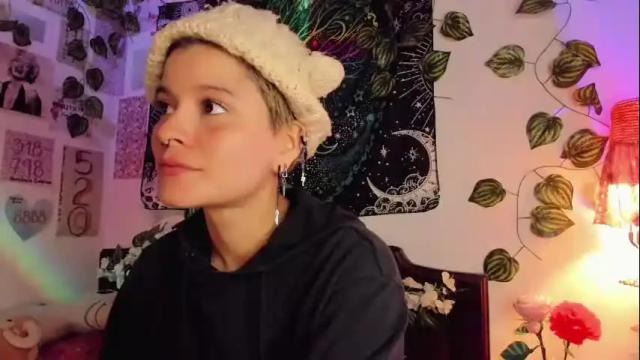 Image 7 of alexiafisher_ Stream on Chaturbate on 1 month ago