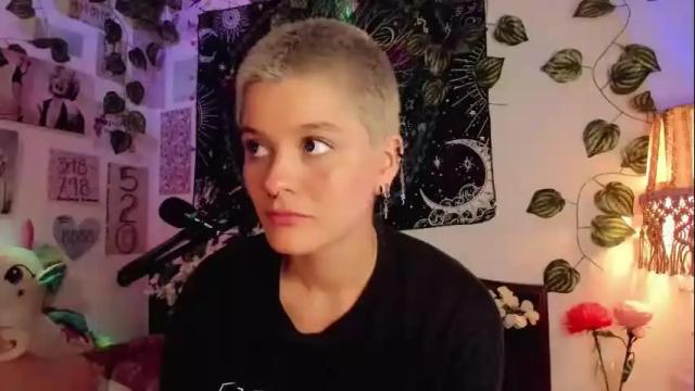Image 4 of alexiafisher_ Stream on Chaturbate on 3 months ago
