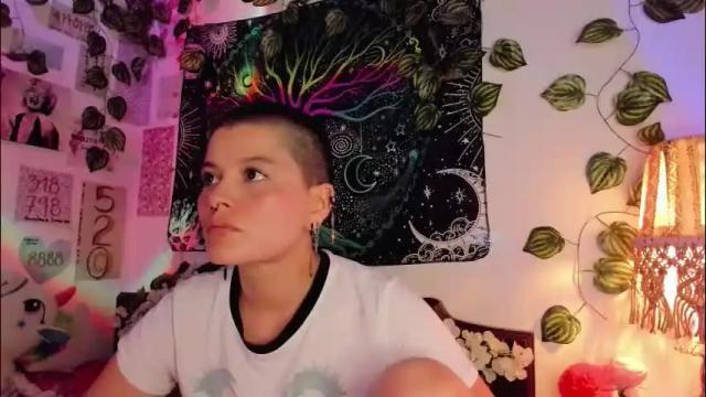 Image 3 of alexiafisher_ Stream on Chaturbate on 1 month ago