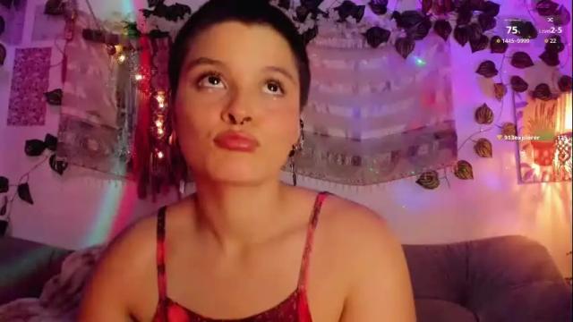 Image 7 of alexiafisher_ Stream on Chaturbate on 1 month ago