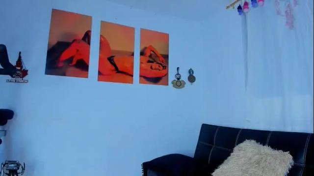 Image 2 of alexiafit Stream on Chaturbate on 2 months ago