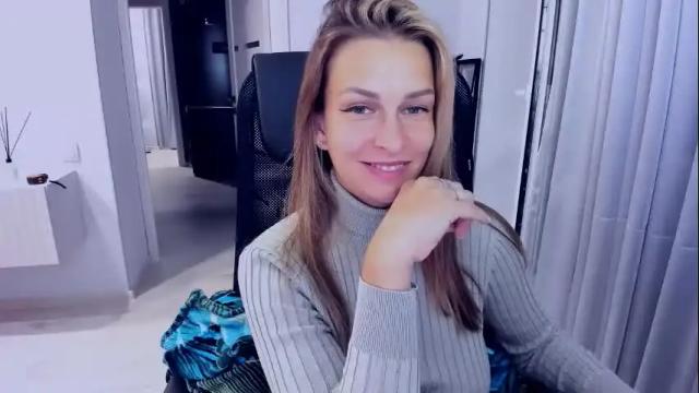 Image 10 of alexiayellow Stream on Chaturbate on 1 month ago