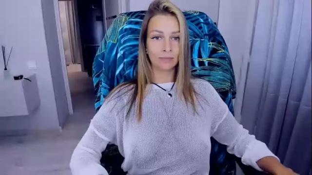 Image 6 of alexiayellow Stream on Chaturbate on 1 month ago
