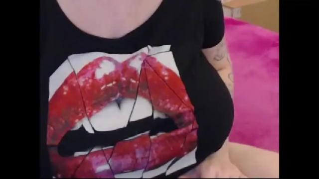 Image 3 of alexie33 Stream on Chaturbate on 12 months ago