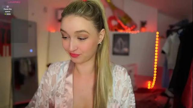 Image 3 of alexis___texas Stream on Chaturbate on 26 days ago
