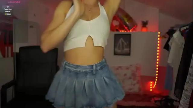 Image 8 of alexis___texas Stream on Chaturbate on 19 days ago