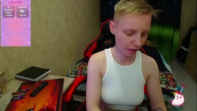 Image 10 of alexis_gordon Stream on Chaturbate on 1 month ago