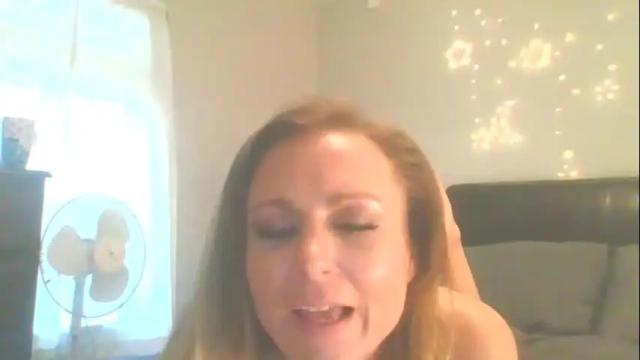 Image 11 of alexiscristupalo Stream on Chaturbate on 12 months ago