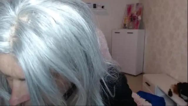 Image 3 of alexiscrystal9 Stream on Chaturbate on 18 months ago