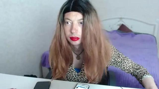 Image 10 of alexiscrystal9 Stream on Chaturbate on 17 months ago